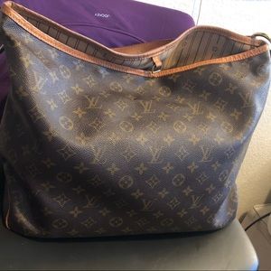 Louis Vuitton Delightful Handbag
